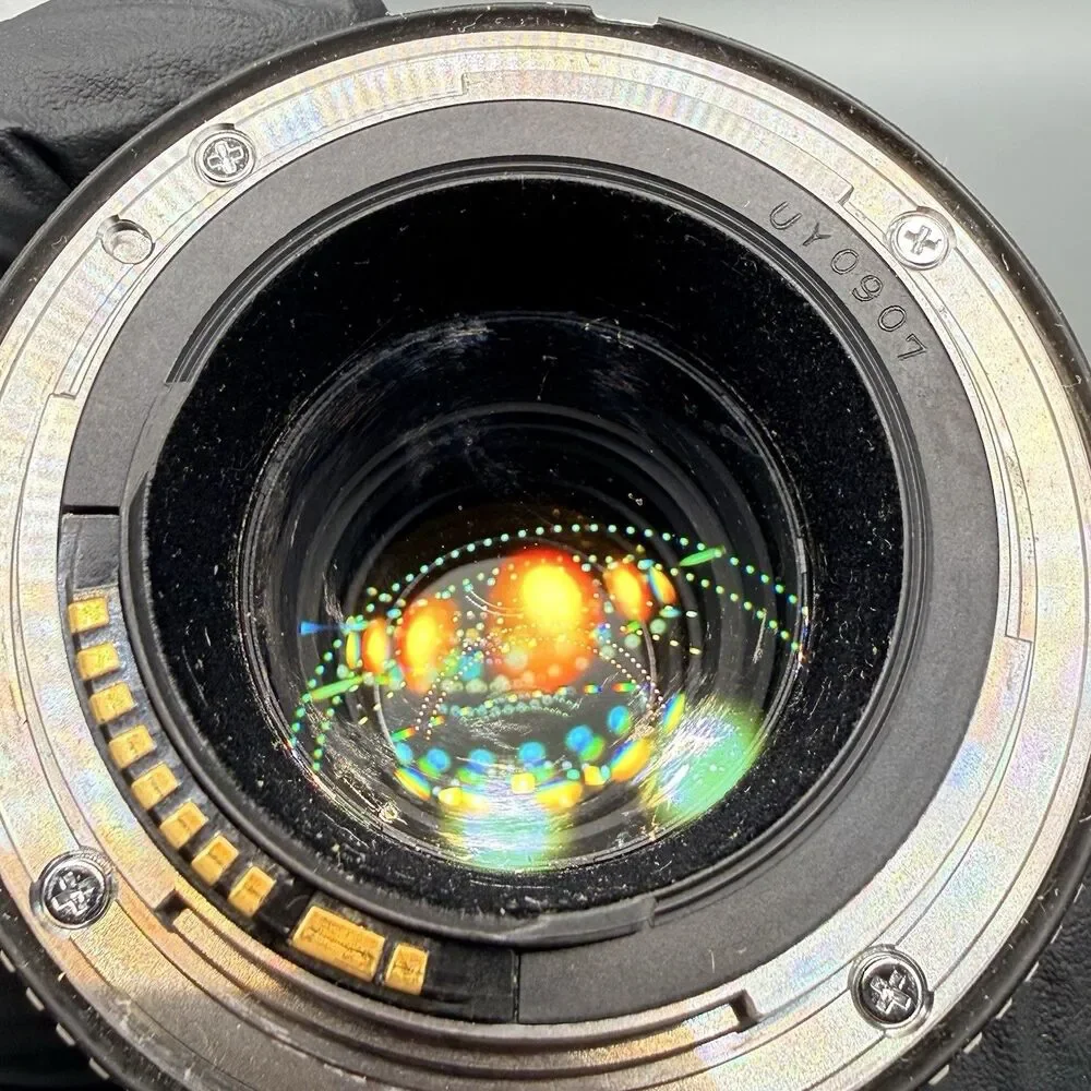 Canon EF 70-200mm f/2.8L IS USM Telephoto Zoom Lens Hood Filter Tested Haze
